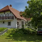Pensjonat Huszar Vendeghaz *