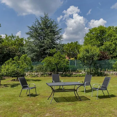 Guest house Huszar Vendeghaz Balatonfured