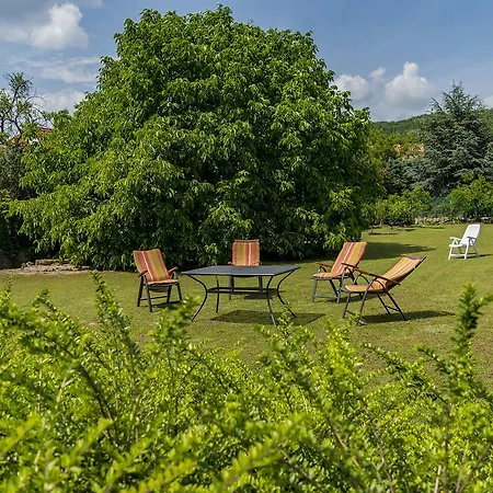 Huszar Vendeghaz * Balatonfüred