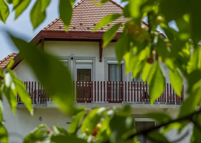 Pensiune Huszar Vendeghaz Balatonfüred